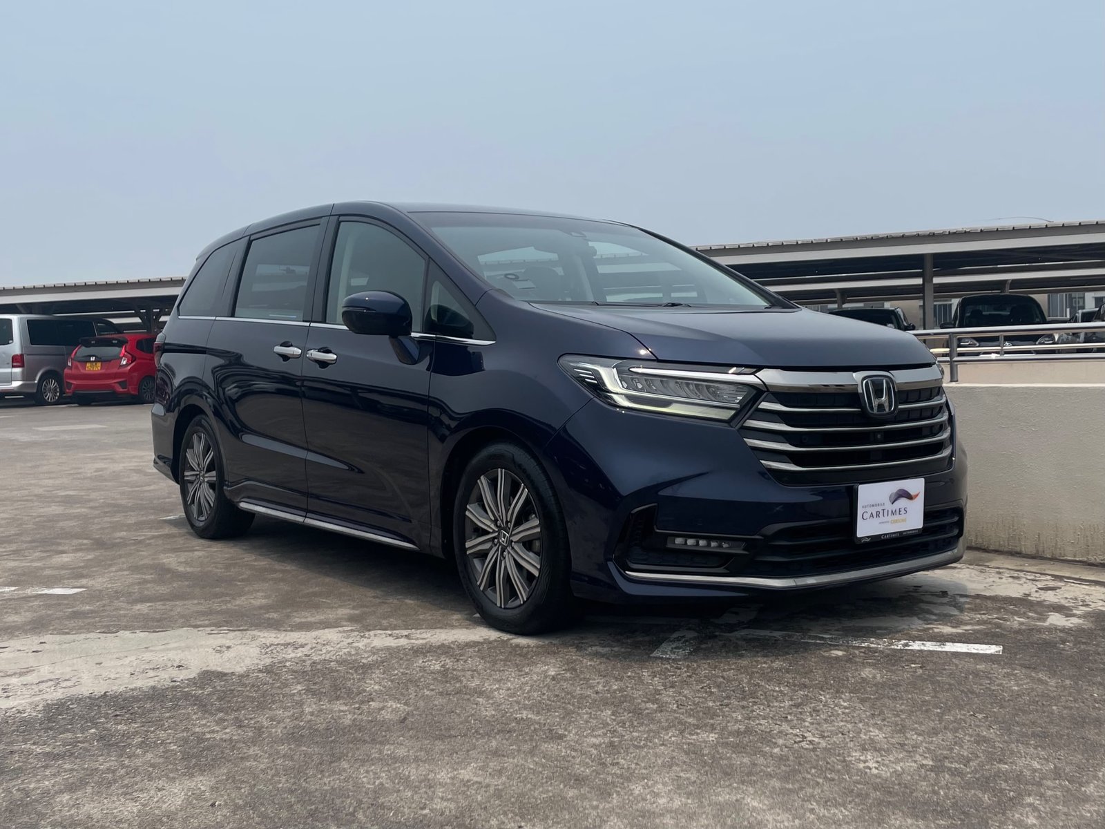 Used Honda Odyssey e:HEV Absolute for sale in Singapore